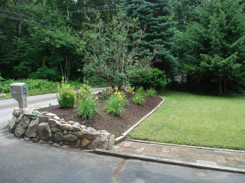 1061 Fish Hill Road Coventry, RI 02816 - Photo 20 of 20 Yard/Garden.