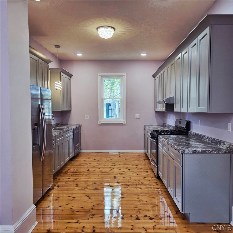 317 Broad Street Oneida, NY 13421 - Photo 17 of 49