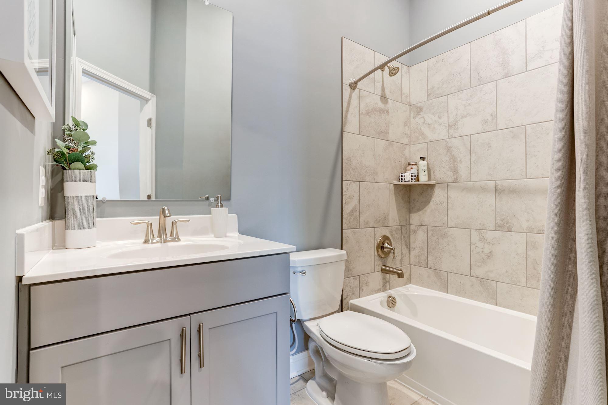 409 Dryden Road Aberdeen, MD 21001 - Photo 11 of 12 Secondary Bath