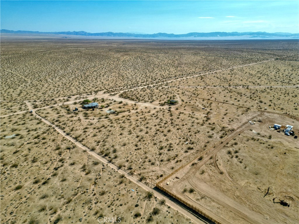 62107 Moon Drive Joshua Tree, CA 92252 - Photo 13 of 15