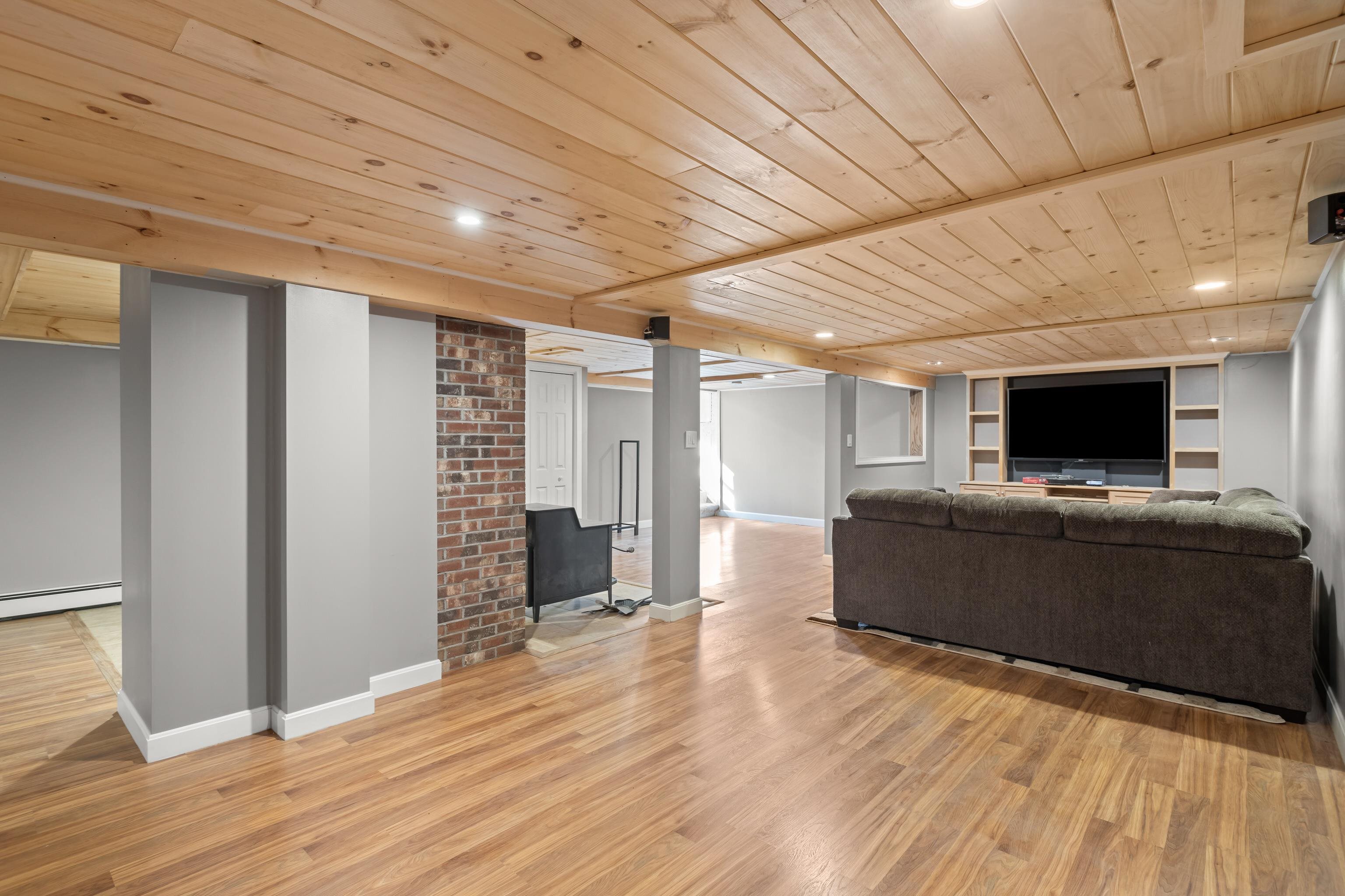 42 A Old Milton Road Rochester, NH 03868 - Photo 20 of 39