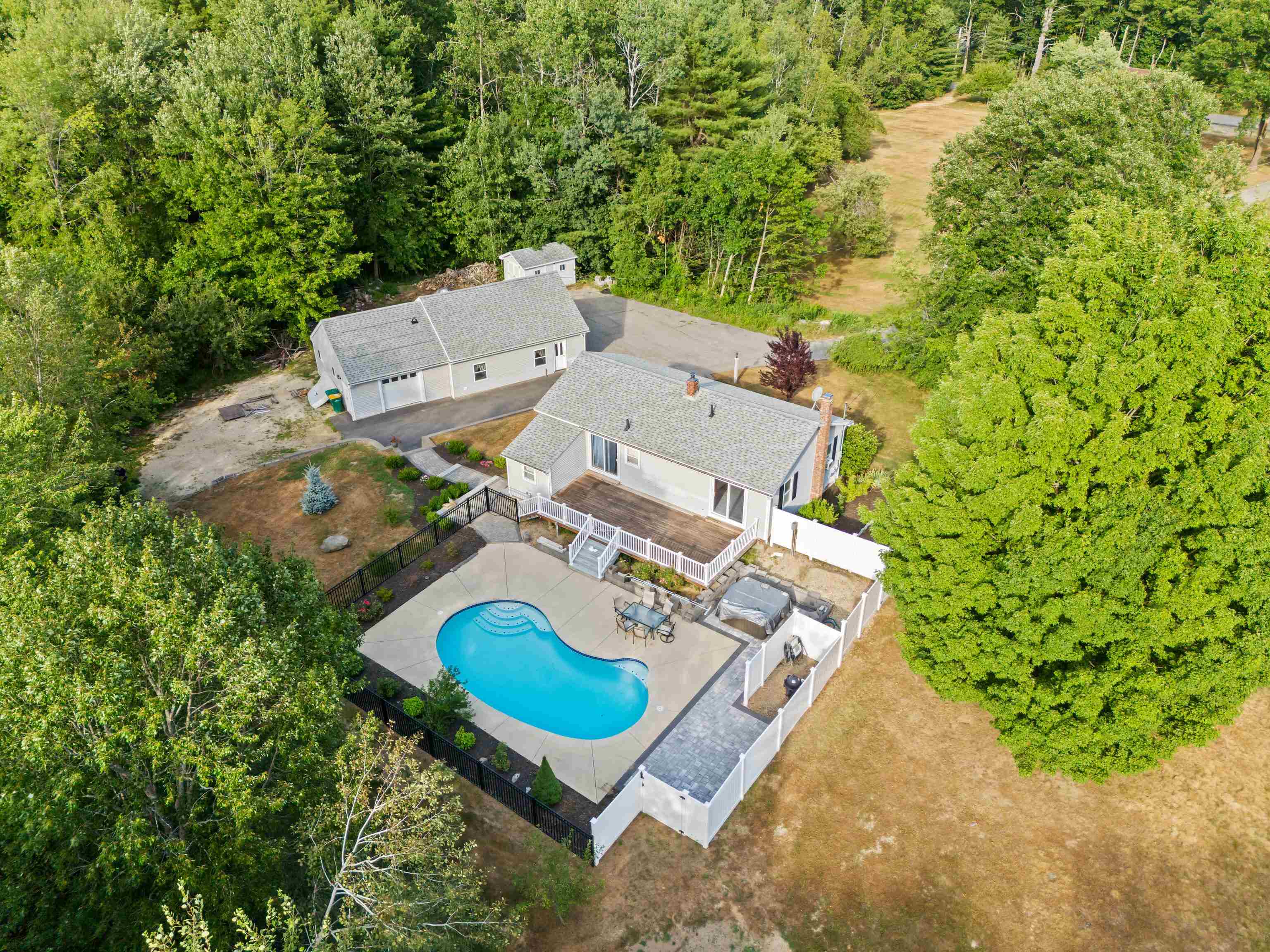42 A Old Milton Road Rochester, NH 03868 - Photo 29 of 39