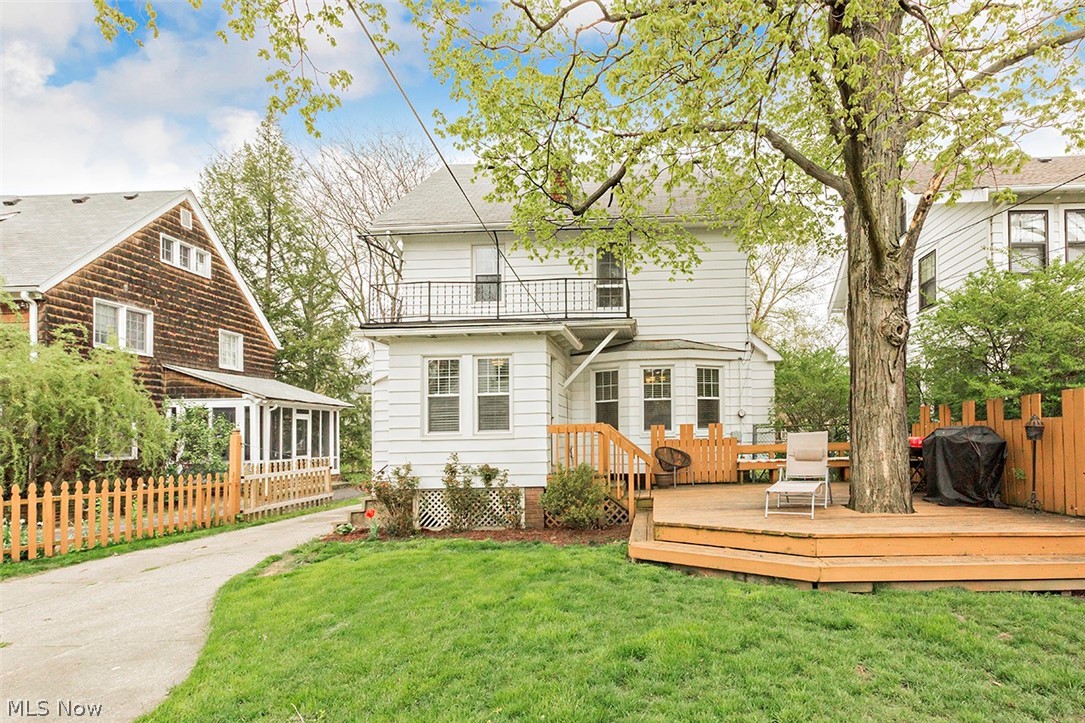 3094 East Overlook Road Cleveland, OH 44118 - Photo 2 of 35 Gallery Image 2