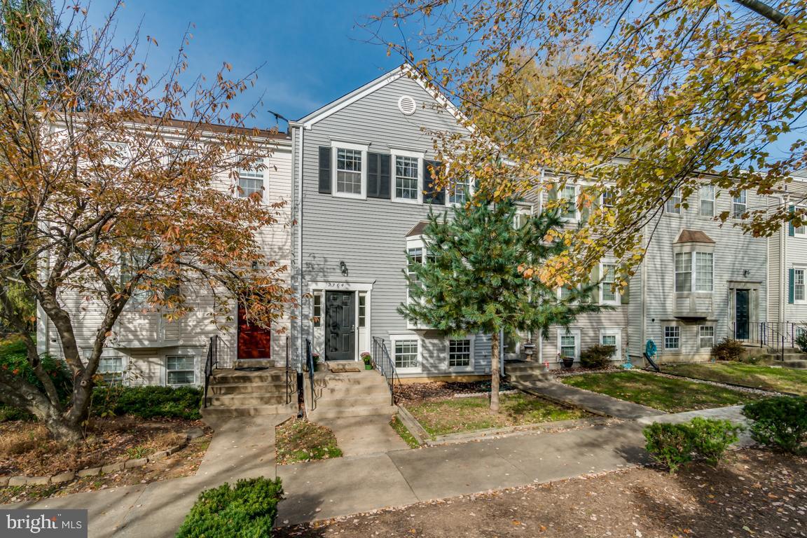 2364 Hunters Square Court Reston, VA 20191 - Photo 1 of 25 Welcome to 2364 Hunters Square Court