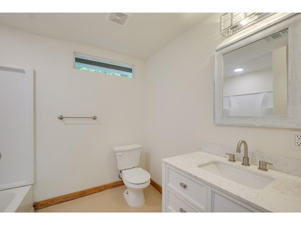 106 South Ave A, Unit E Elgin, TX 78621 - Photo 8 of 30