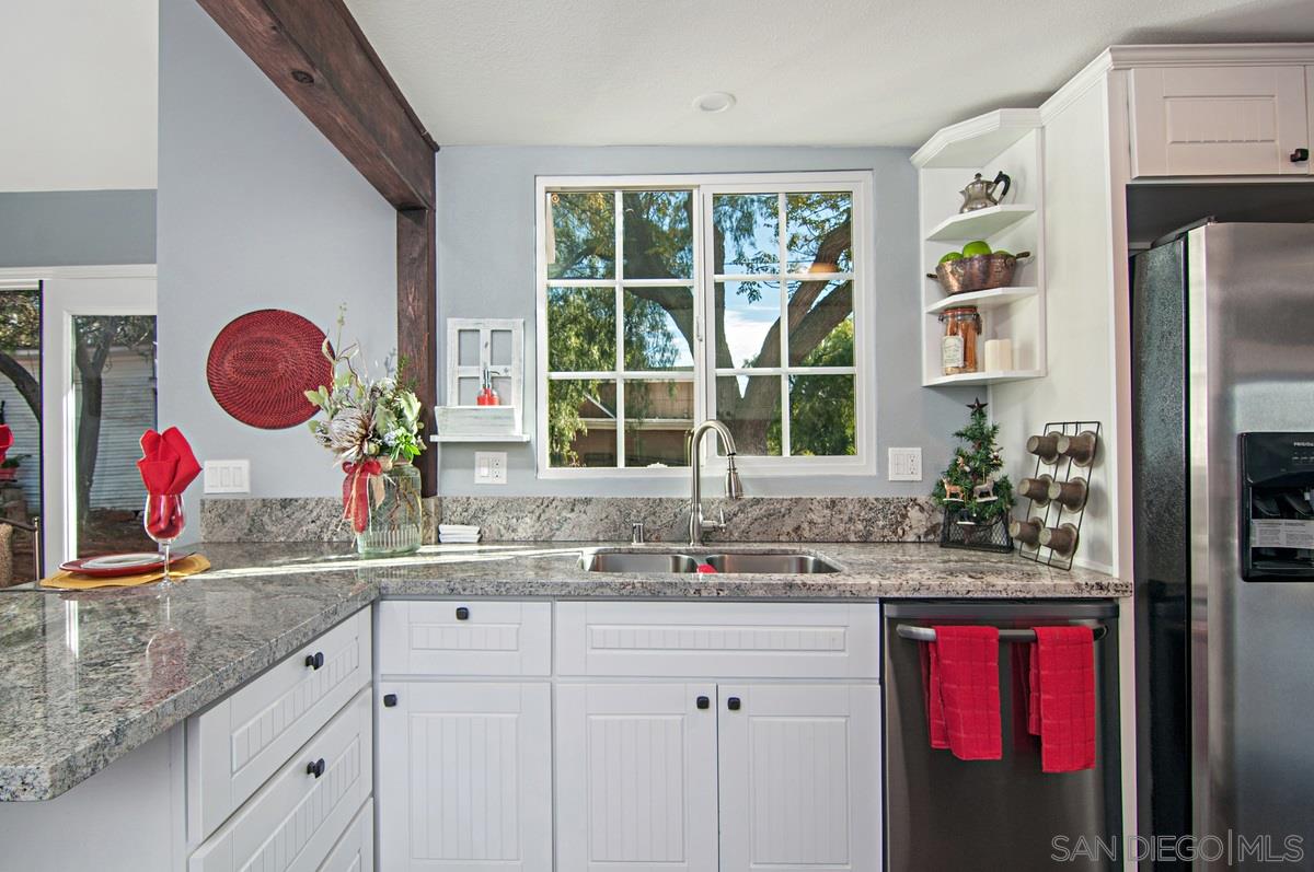 404 Alpine Heights Road Alpine, CA 91901 - Photo 6 of 21