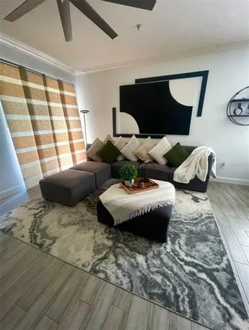 $2,800 | 10400 Eastpark Woods Drive, Orlando, FL 32832