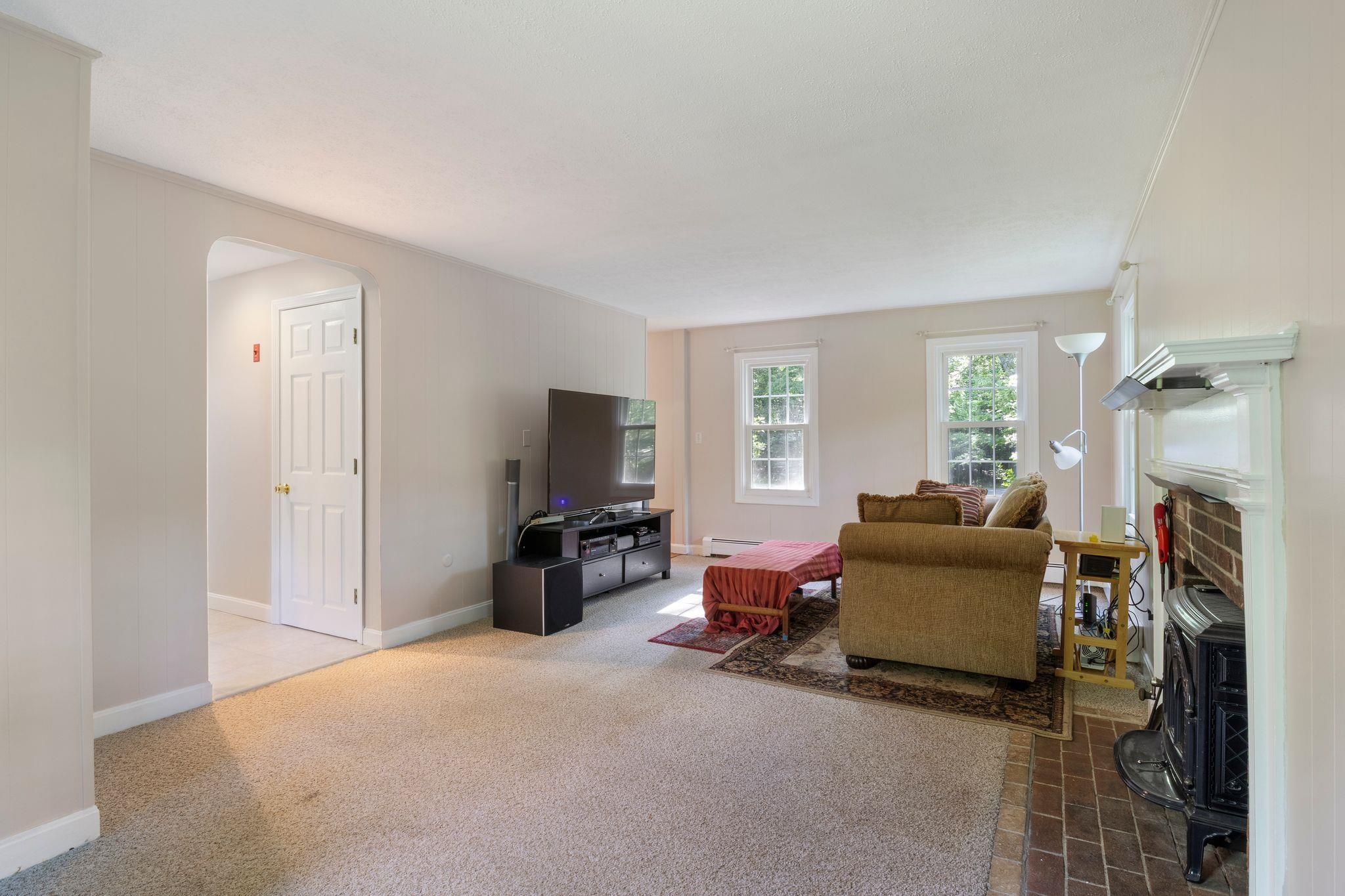 46 Woodridge Road Durham, NH 03824 - Photo 21 of 60