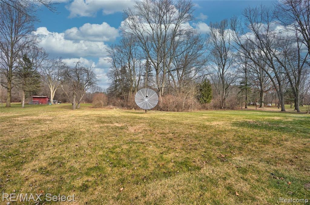 6492 Flushing Road Flushing, MI 48433 - Photo 4 of 42