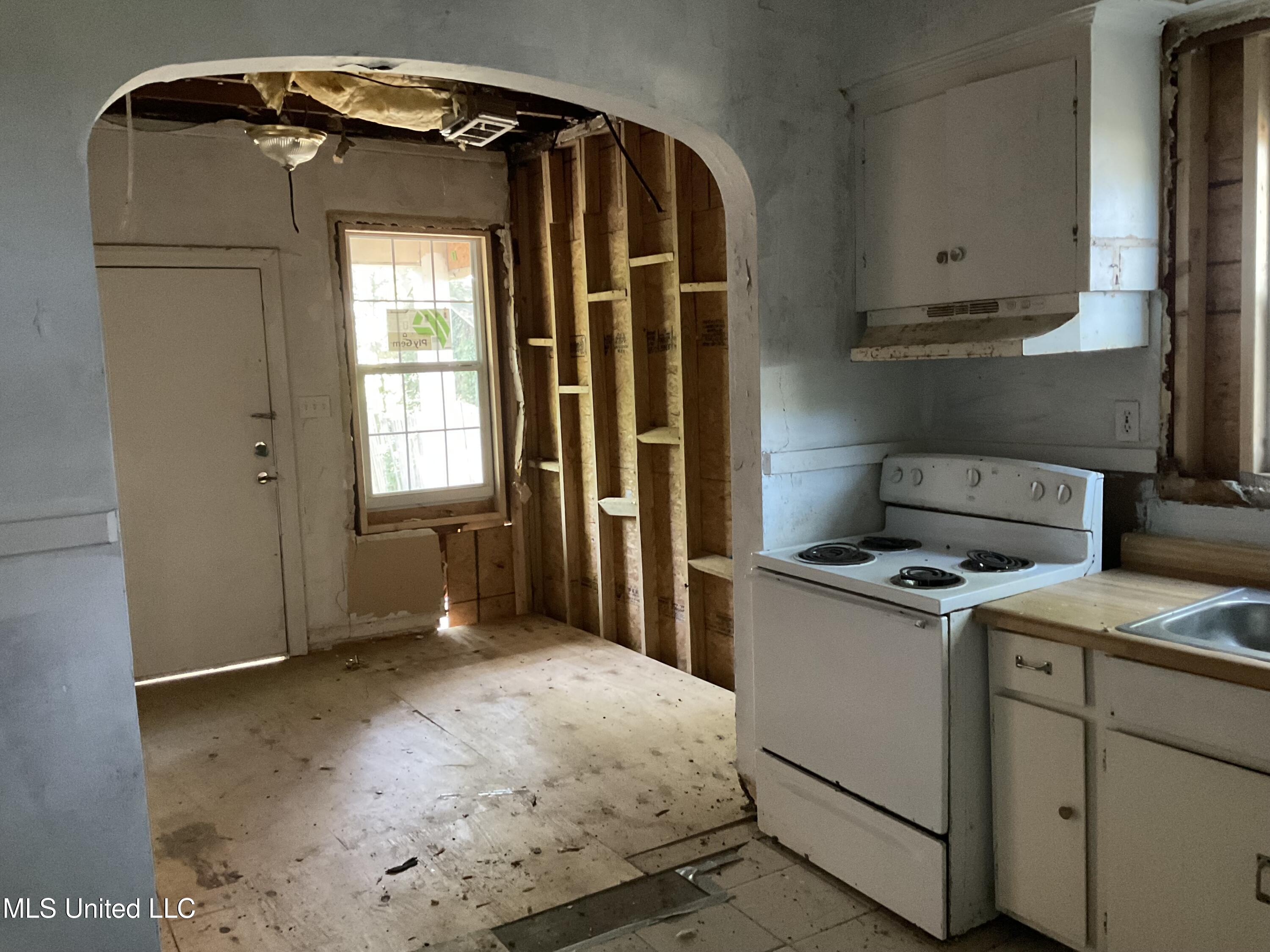 3779 Northview Drive Jackson, MS 39206 - Photo 10 of 11 IMG_8372