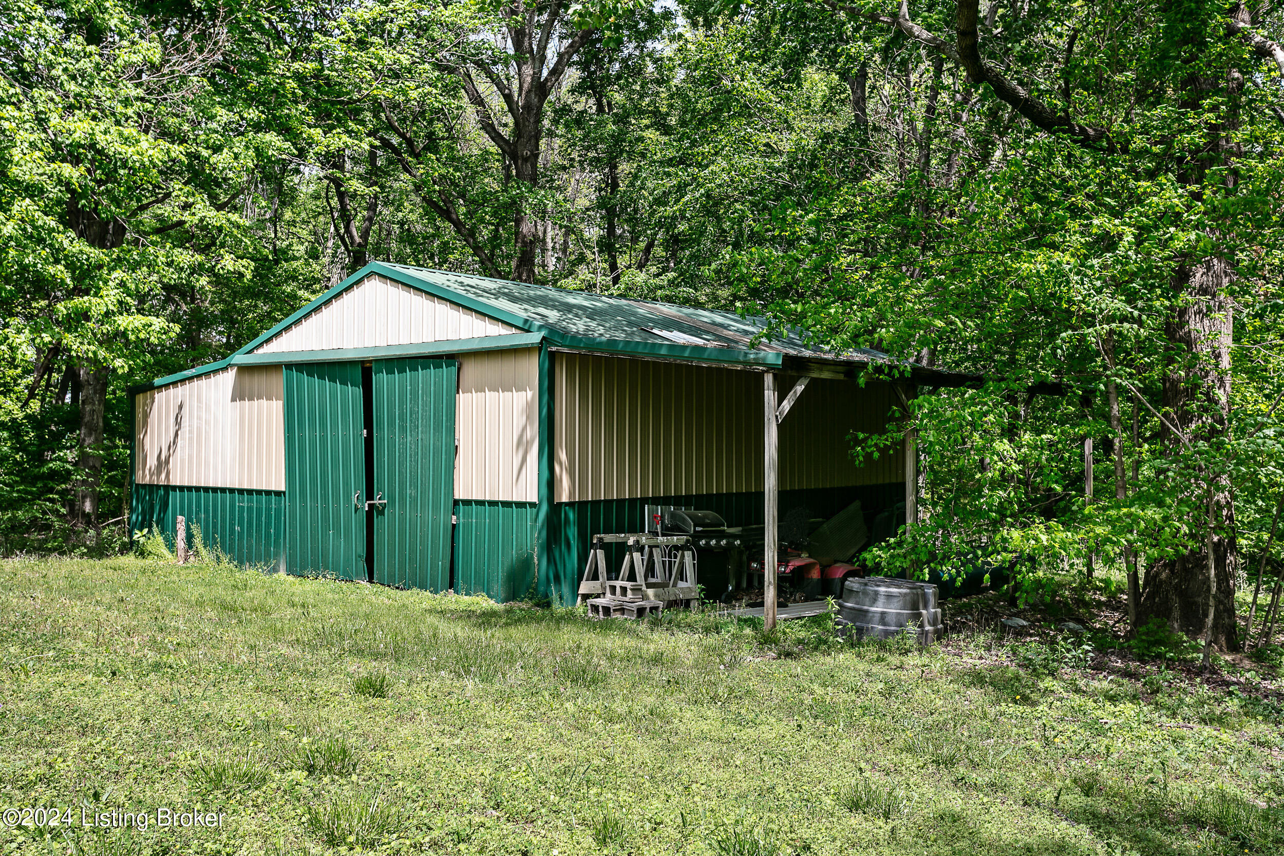 193 Stringtown Road New Hope, KY 40052 - Photo 4 of 6 193StringtownRd-27