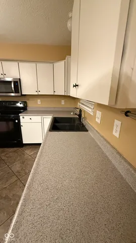 $2,550 | 6526 Abby Lane, Zionsville, IN 46077