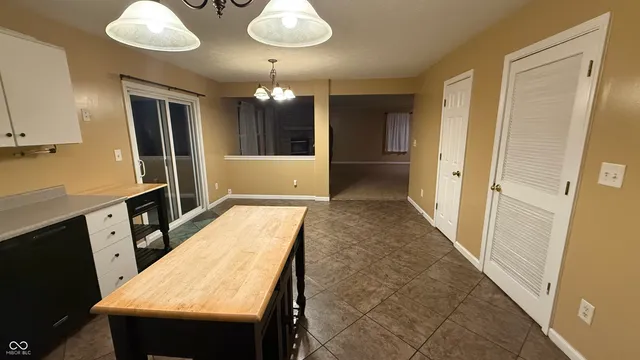 $2,550 | 6526 Abby Lane, Zionsville, IN 46077