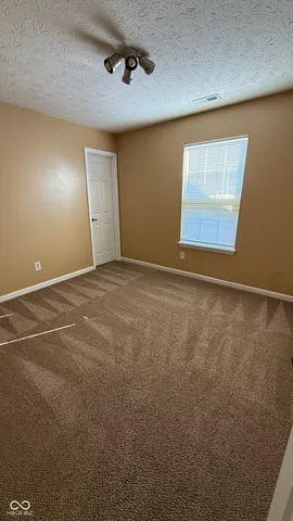 $2,550 | 6526 Abby Lane, Zionsville, IN 46077