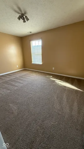 $2,550 | 6526 Abby Lane, Zionsville, IN 46077