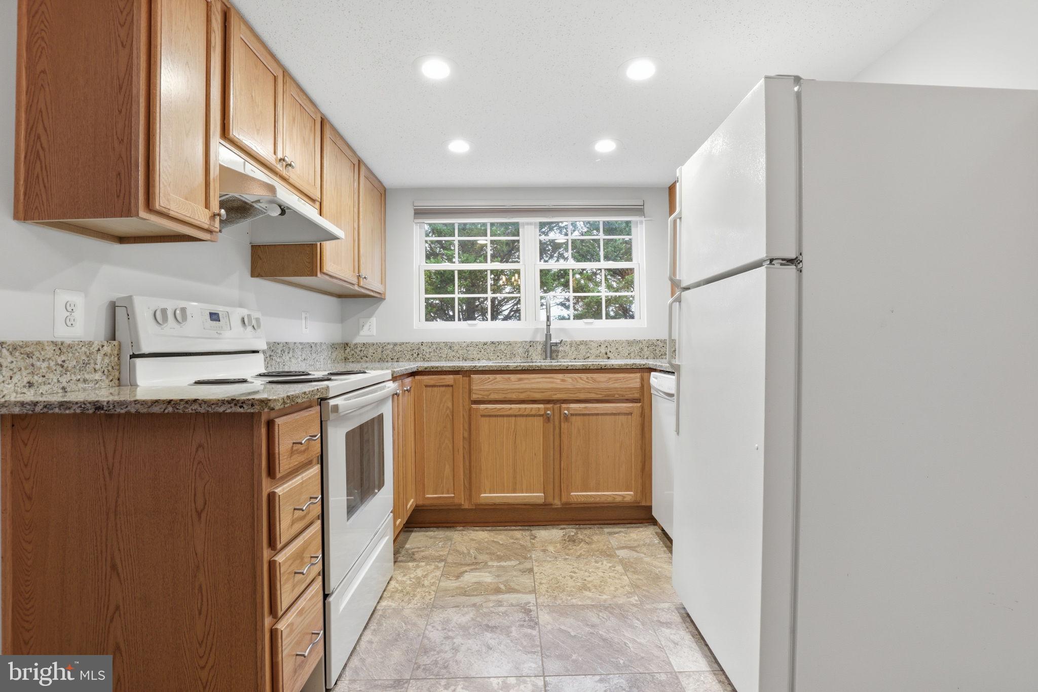 119 Fort Evans Road Southeast, Unit B Leesburg, VA 20175 - Photo 5 of 28