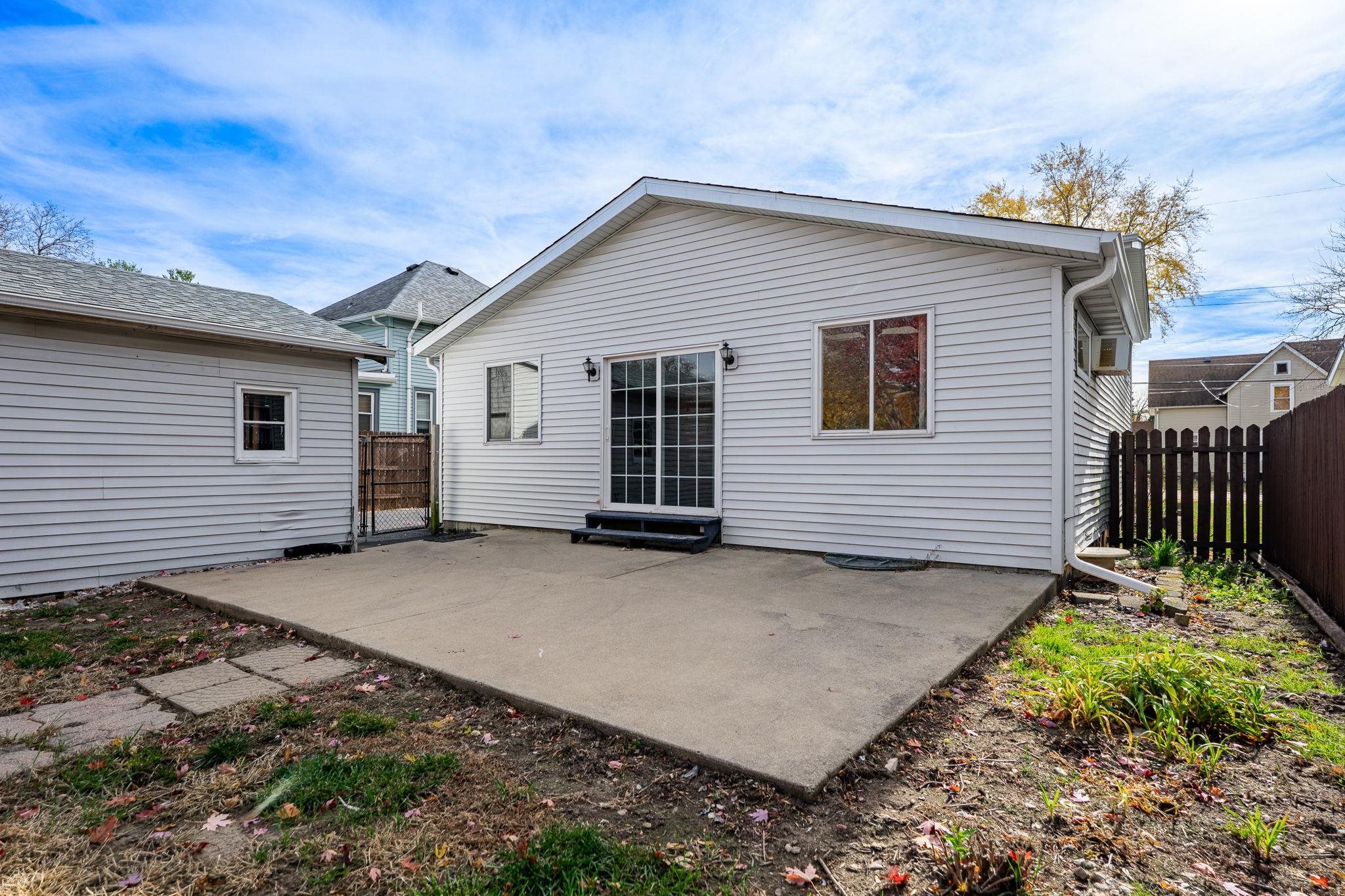 729 West Perry Street Belvidere, IL 61008 - Photo 25 of 27 a view of backyard of a house