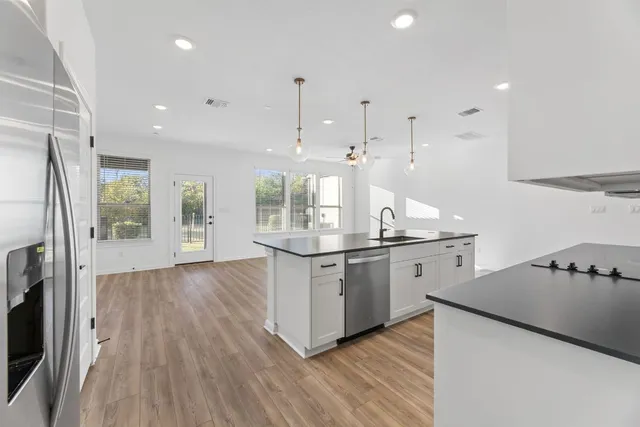 a view of utility room