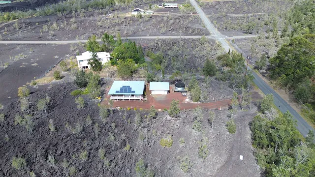 a view of a yard with a fountain