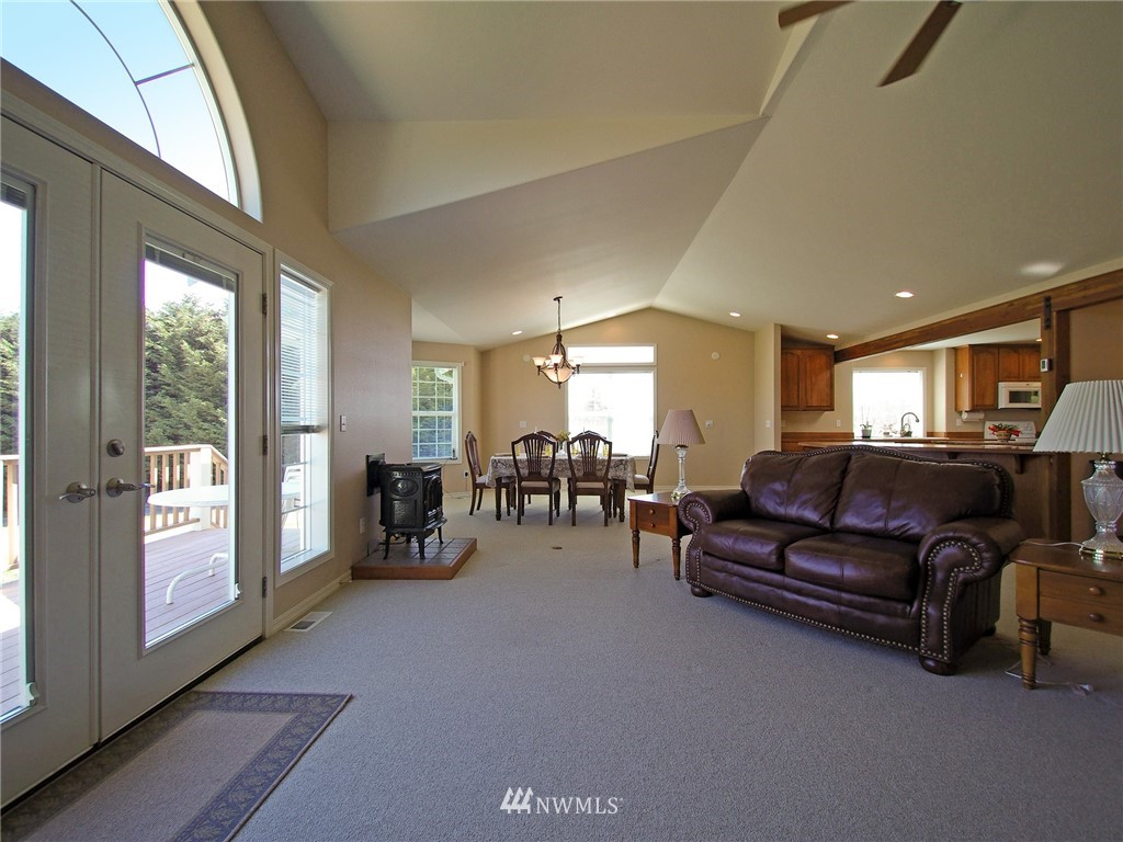 73 Les Saints Road Sequim, WA 98382 - Photo 4 of 25