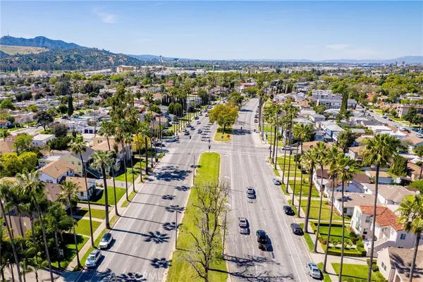 $1,299,000 | 656 West Glenoaks Boulevard, Glendale, CA 91202