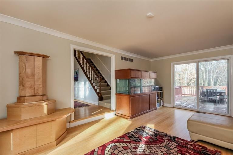5109 Van Amberg Road Brighton, MI 48114 - Photo 6 of 46 Photo 6