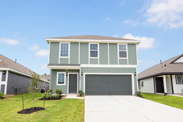 a front view of house with yard