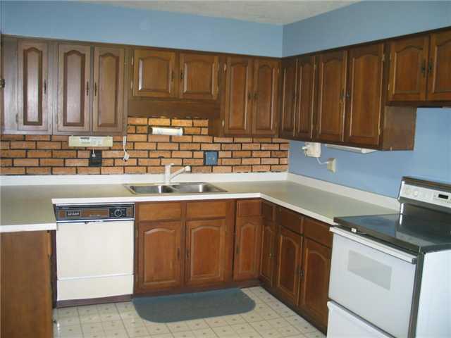 10532 Pentecost Road Indianapolis, IN 46239 - Photo 6 of 12