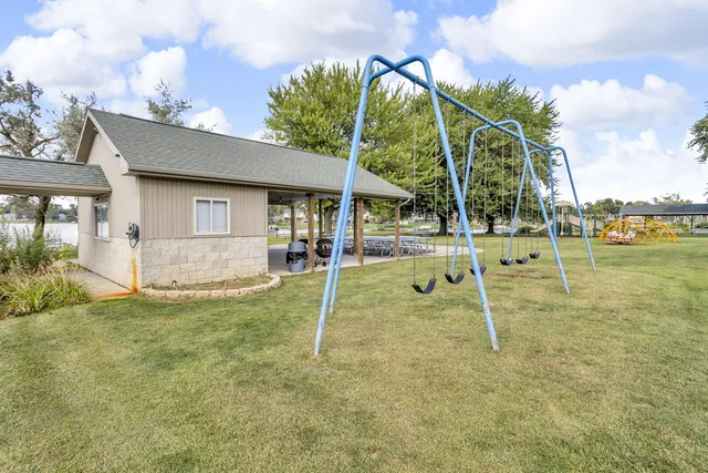 $229,400 | 10400 Ferris Court, Cement City, MI 49233