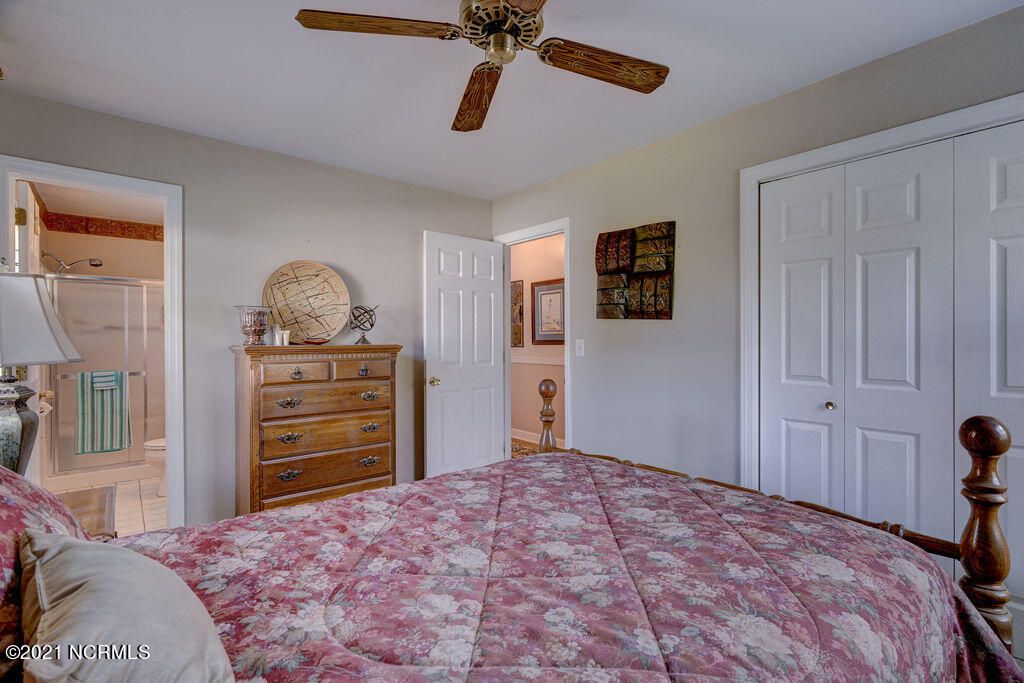 4609 Riplee Drive Wilmington, NC 28405 - Photo 23 of 37 4609RipleeEdit-40