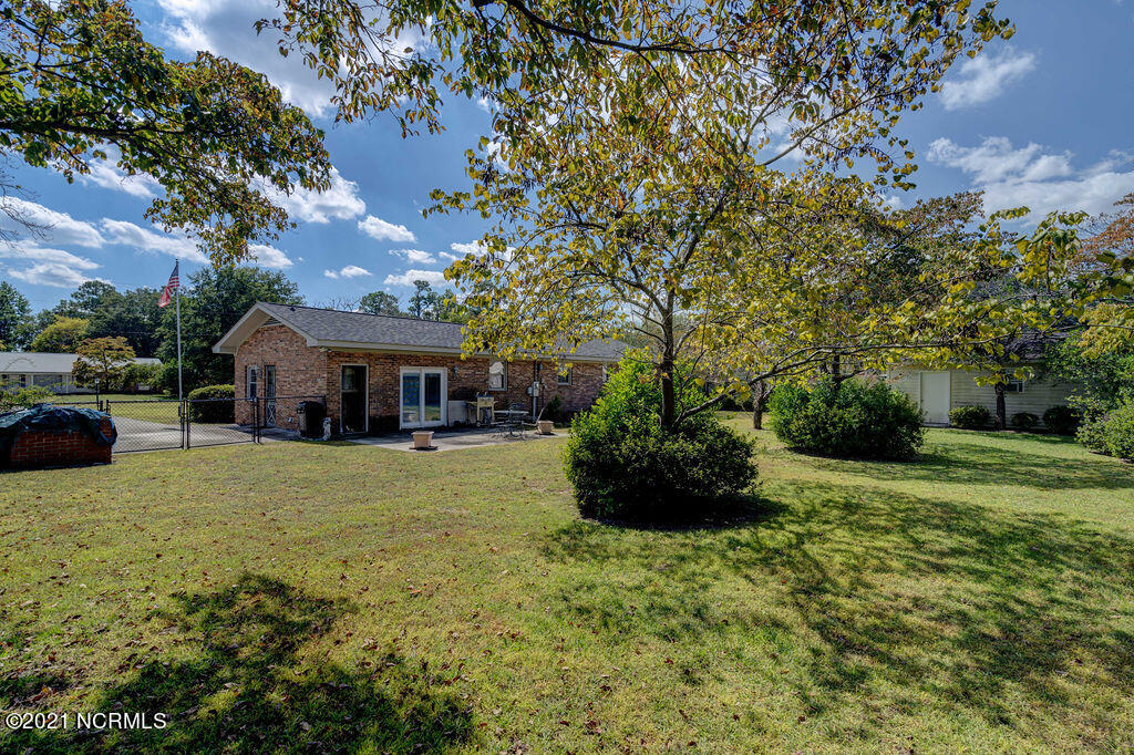 4609 Riplee Drive Wilmington, NC 28405 - Photo 28 of 37 4609RipleeEdit-5