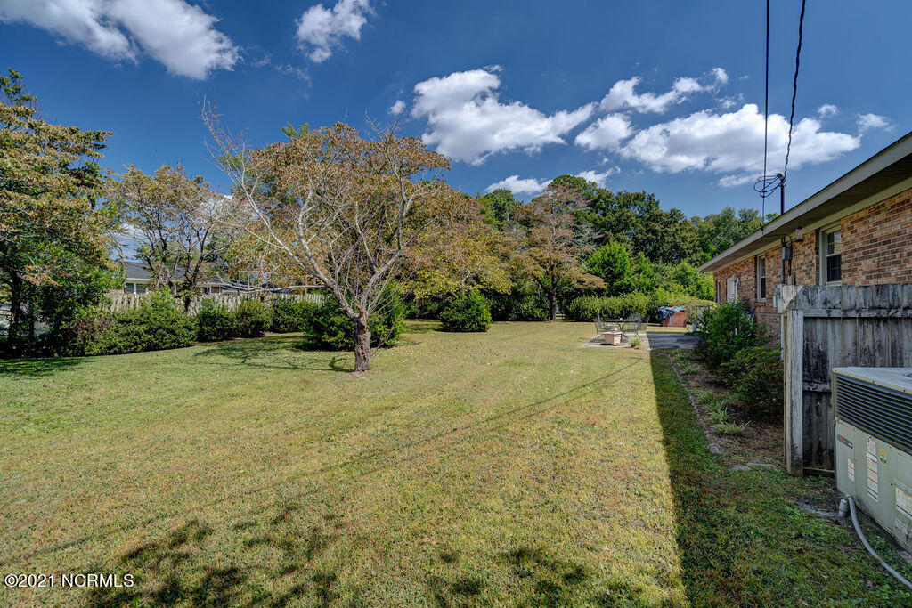 4609 Riplee Drive Wilmington, NC 28405 - Photo 30 of 37 4609RipleeEdit-7