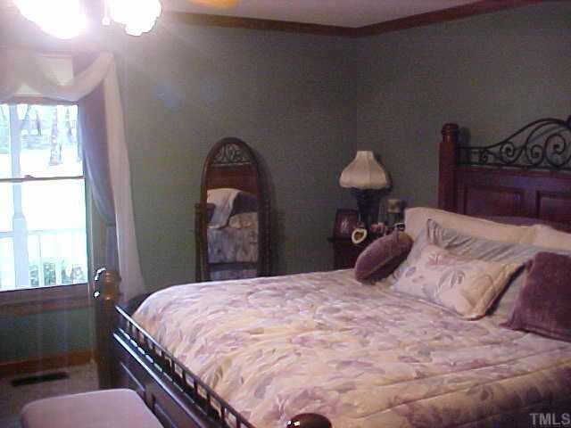 10 Turnipseed Road Wendell, NC 27591 - Photo 5 of 12 HUGE master bedroom