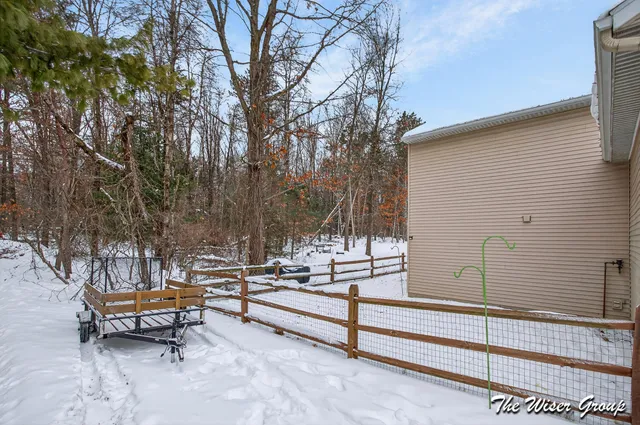 $280,000 | 1207 Cedarwood Street, Greenville, MI 48838