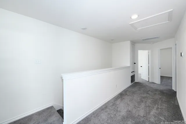 $1,950 | 6511 Runaway Row, Converse, TX 78109