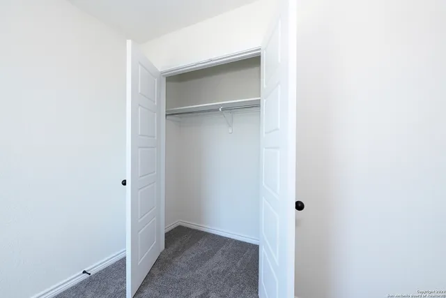 $1,950 | 6511 Runaway Row, Converse, TX 78109