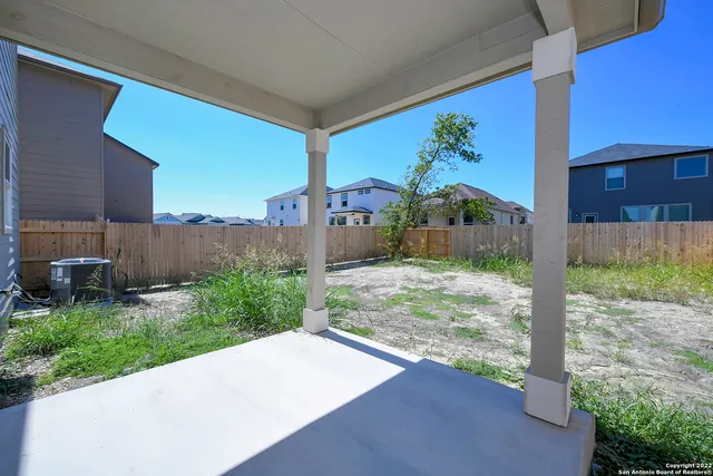 $1,950 | 6511 Runaway Row, Converse, TX 78109