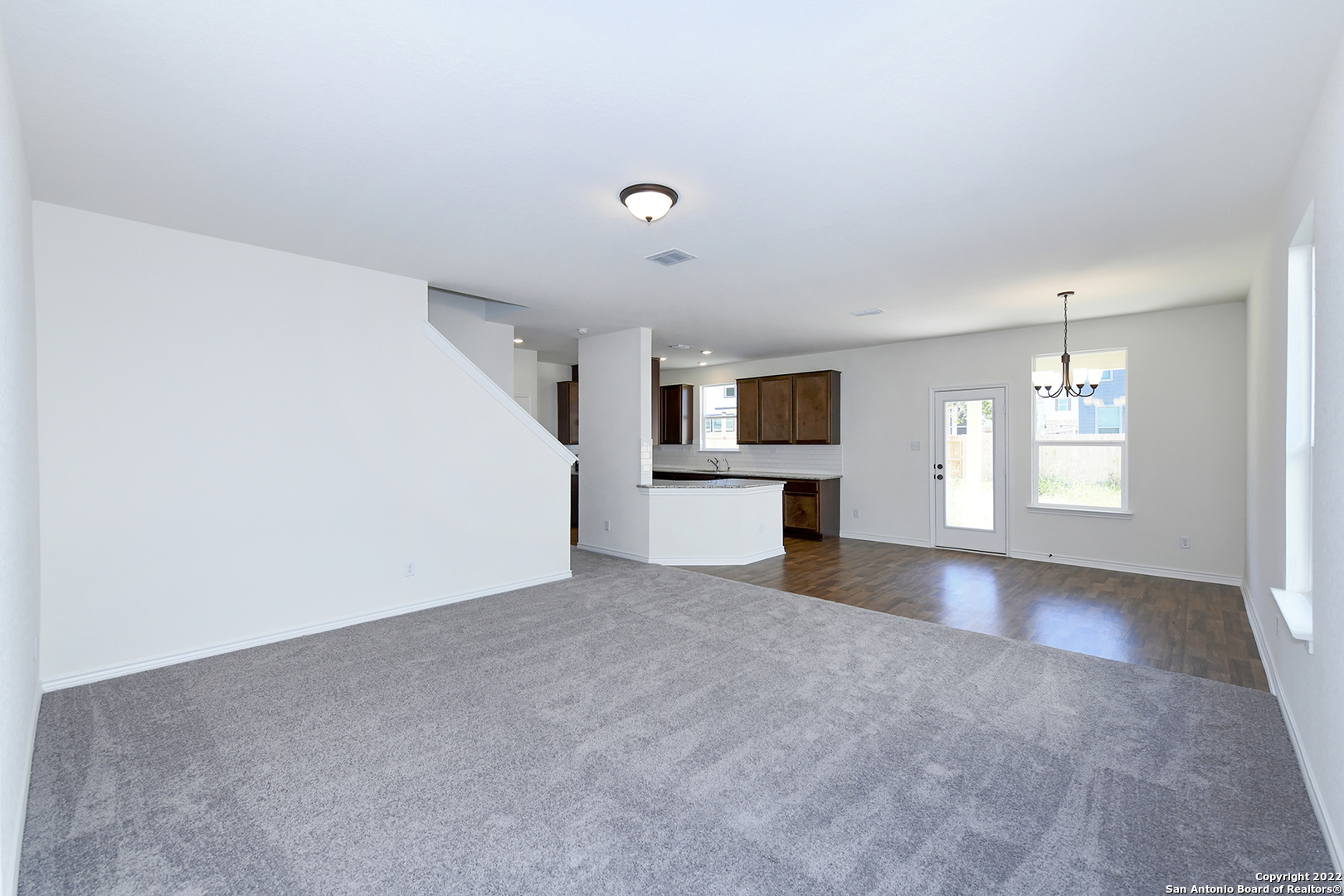 6511 Runaway Row Converse, TX 78109 - Photo 6 of 42