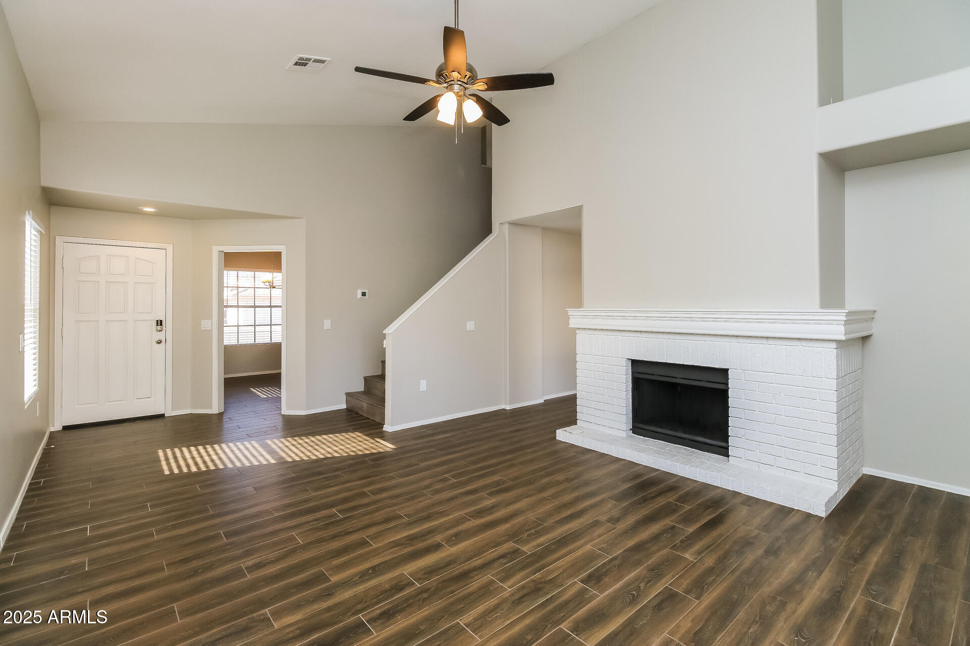 371 S. Comanche Dr. Chandler, AZ 85224 - Photo 3 of 15 3 living room