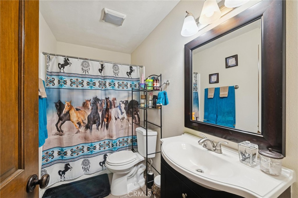 5976 Robinson Avenue Riverside, CA 92503 - Photo 16 of 73