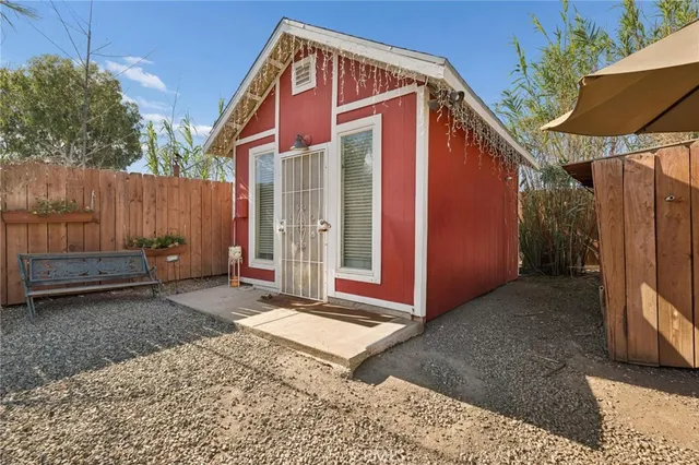 $950,000 | 5976 Robinson Avenue, Riverside, CA 92503