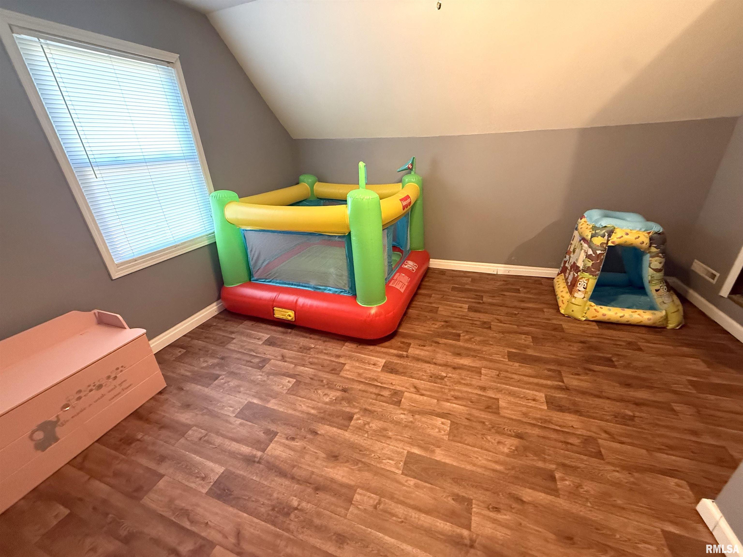 620 Jackson Street Warsaw, IL 62379 - Photo 8 of 13 Gallery Image 8