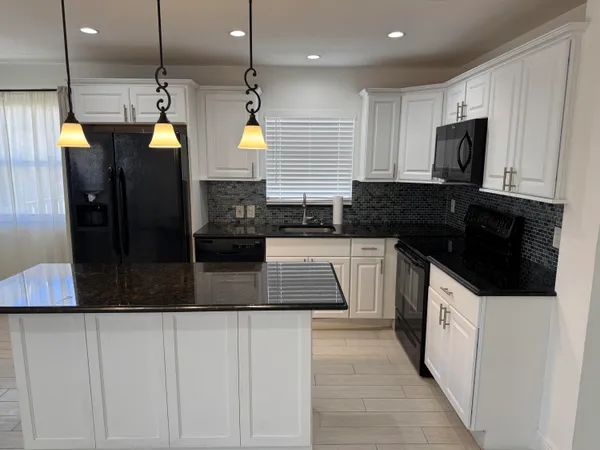 $1,800 | 669 Monaco Court, Delray Beach, FL 33446