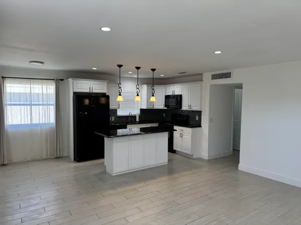 $1,800 | 669 Monaco Court, Delray Beach, FL 33446