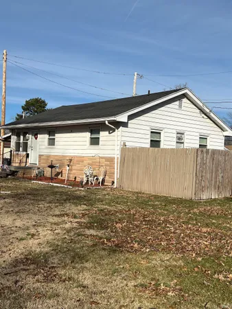 $95,000 | 1800 South Boeke Road, Evansville, IN 47714