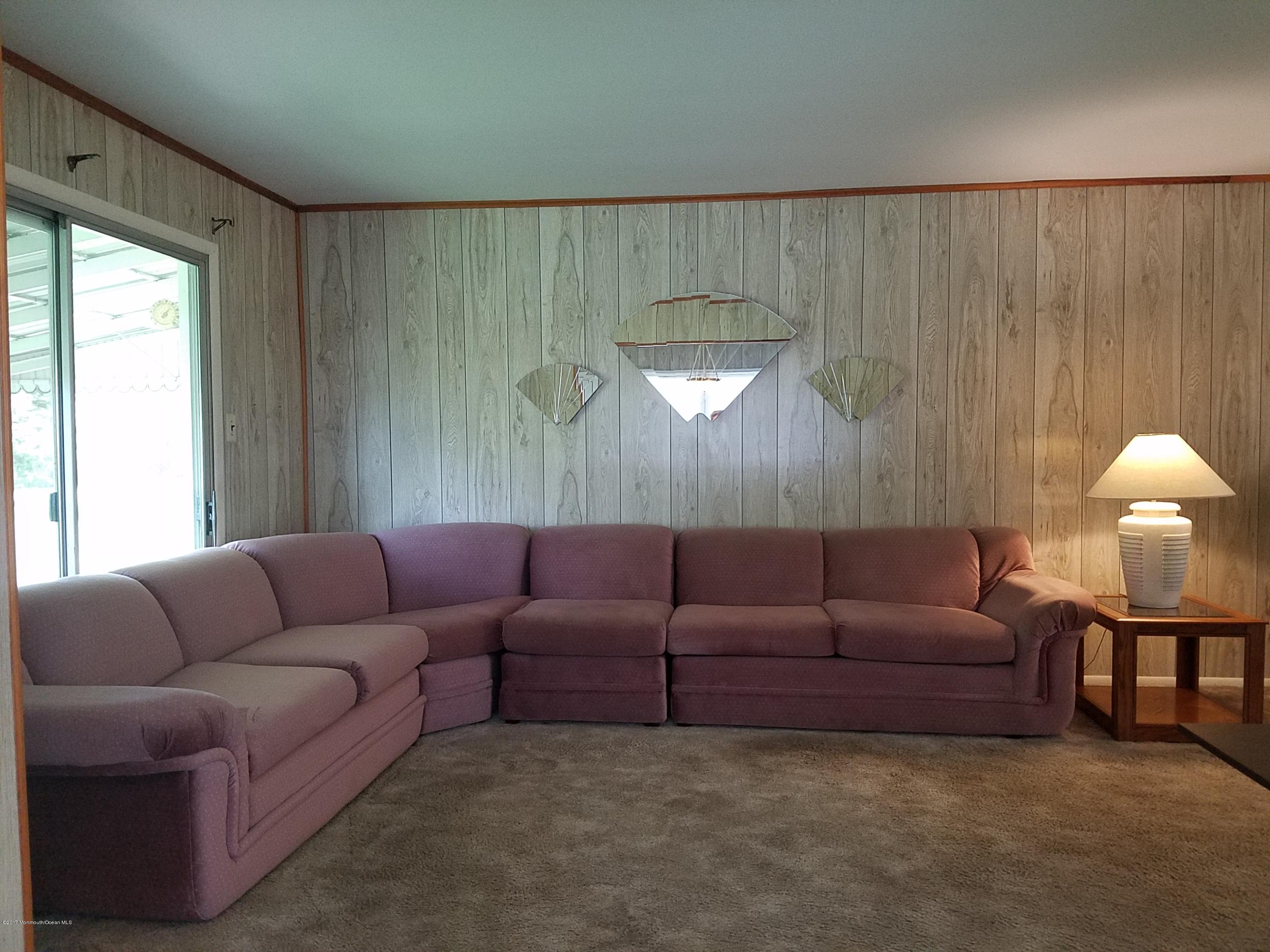 18 Brooke Road Brick, NJ 08724 - Photo 7 of 10 Large living Room