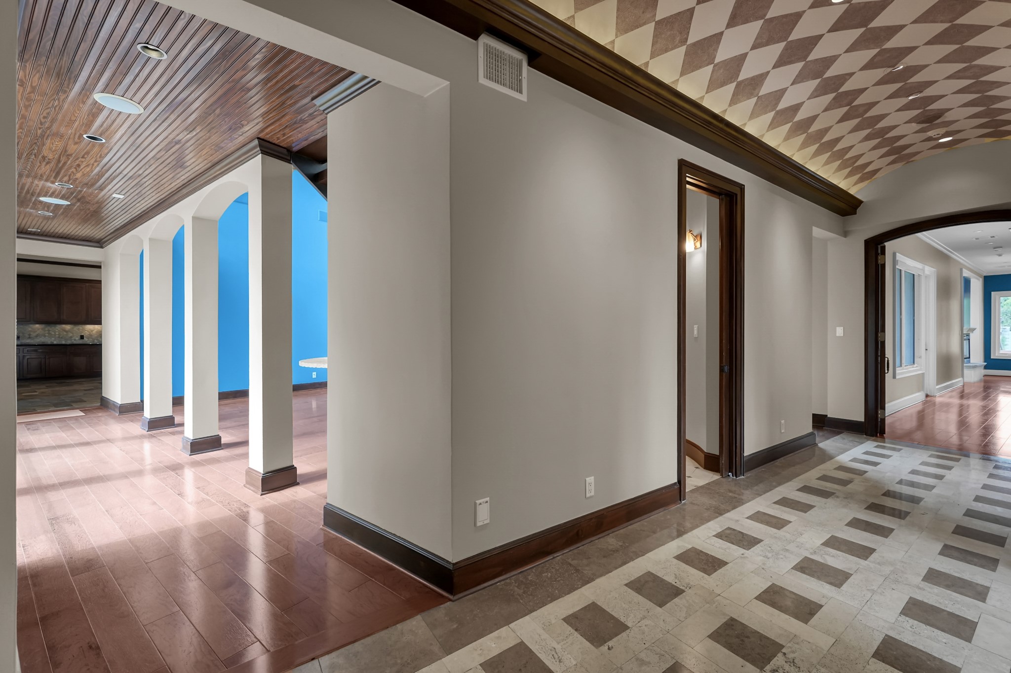 9602 Chatfield Street Houston, TX 77025 - Photo 5 of 48 a view of a balcony