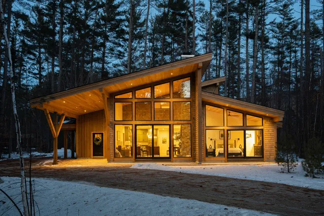 $1,544,000 | 20 Evergreen Lane, Newry, ME 04261