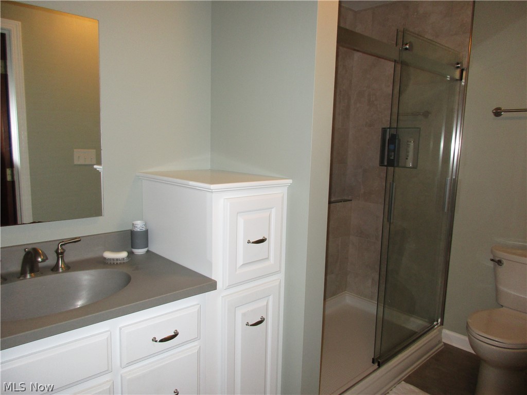 4738 Barnett Ridge Road Fleming, OH 45729 - Photo 17 of 32 Master Bath