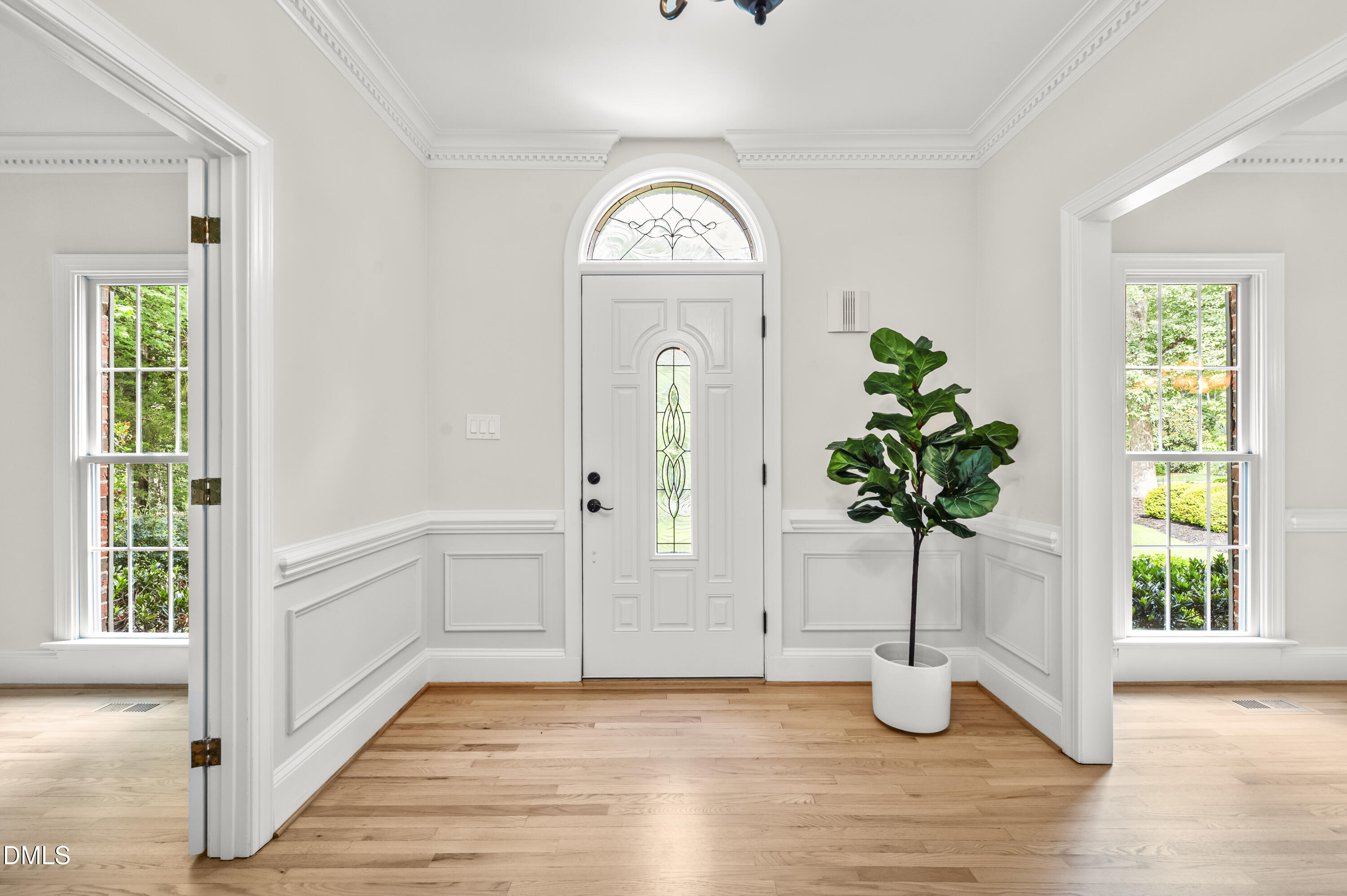 10320 Grafton Road Raleigh, NC 27615 - Photo 6 of 30 grafton inside fron door